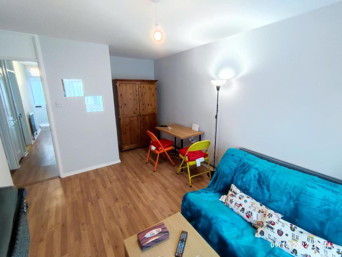 Central And Quiet Flat In London! Close To Station Kültér fotó